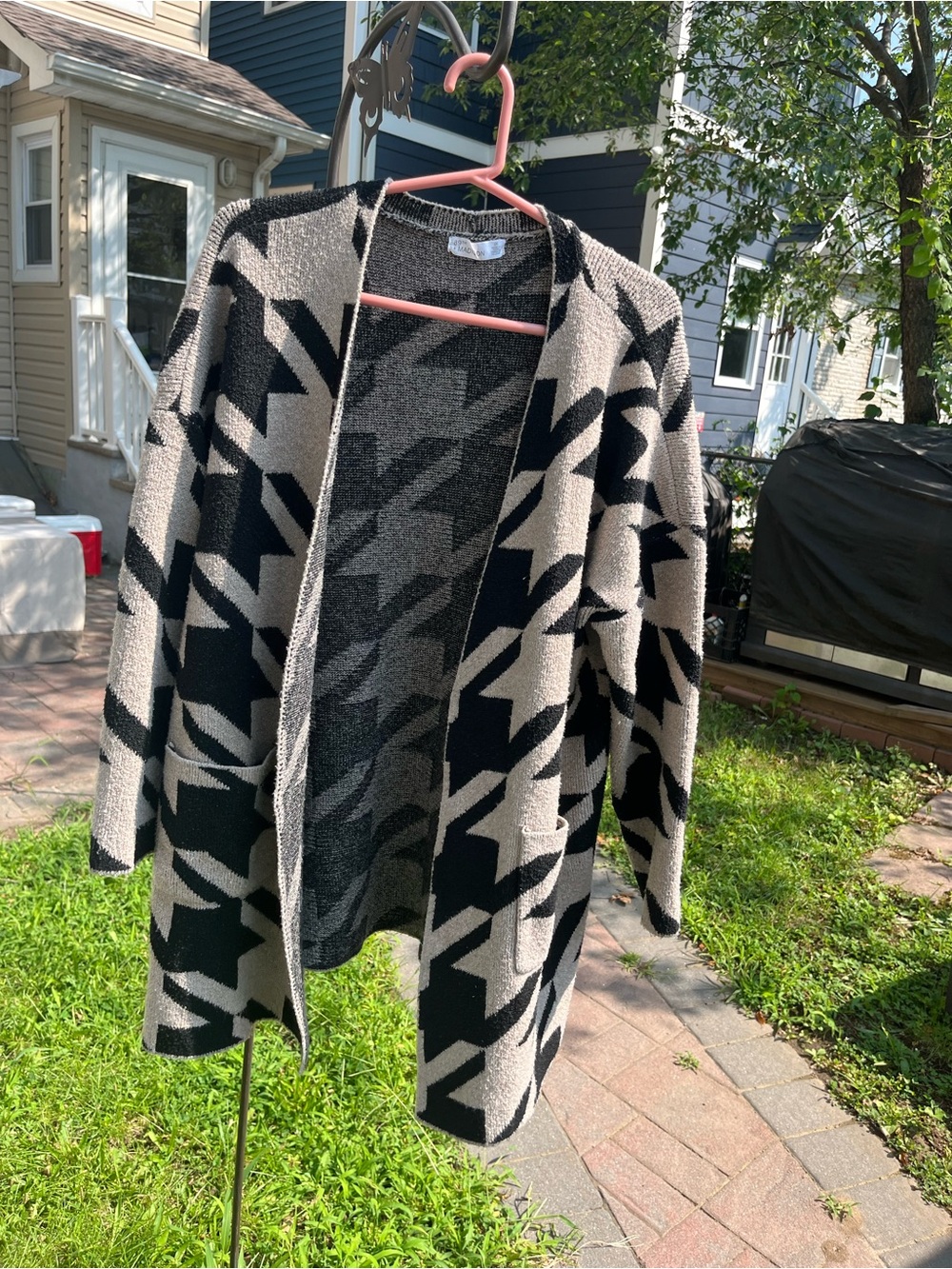 89th Madison -Front Houndstooth Pattern Women’s Sweater Cardigan - Black and C